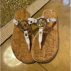 -MK Sandals✨ NWOT